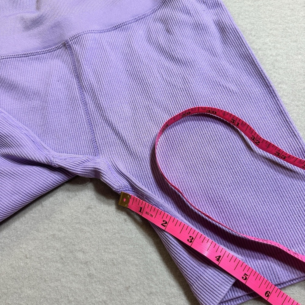 Spiritual Gangster Womens Shorts Size M/L Lilac Seamless Fitted Cycling Biker - Picture 3 of 7